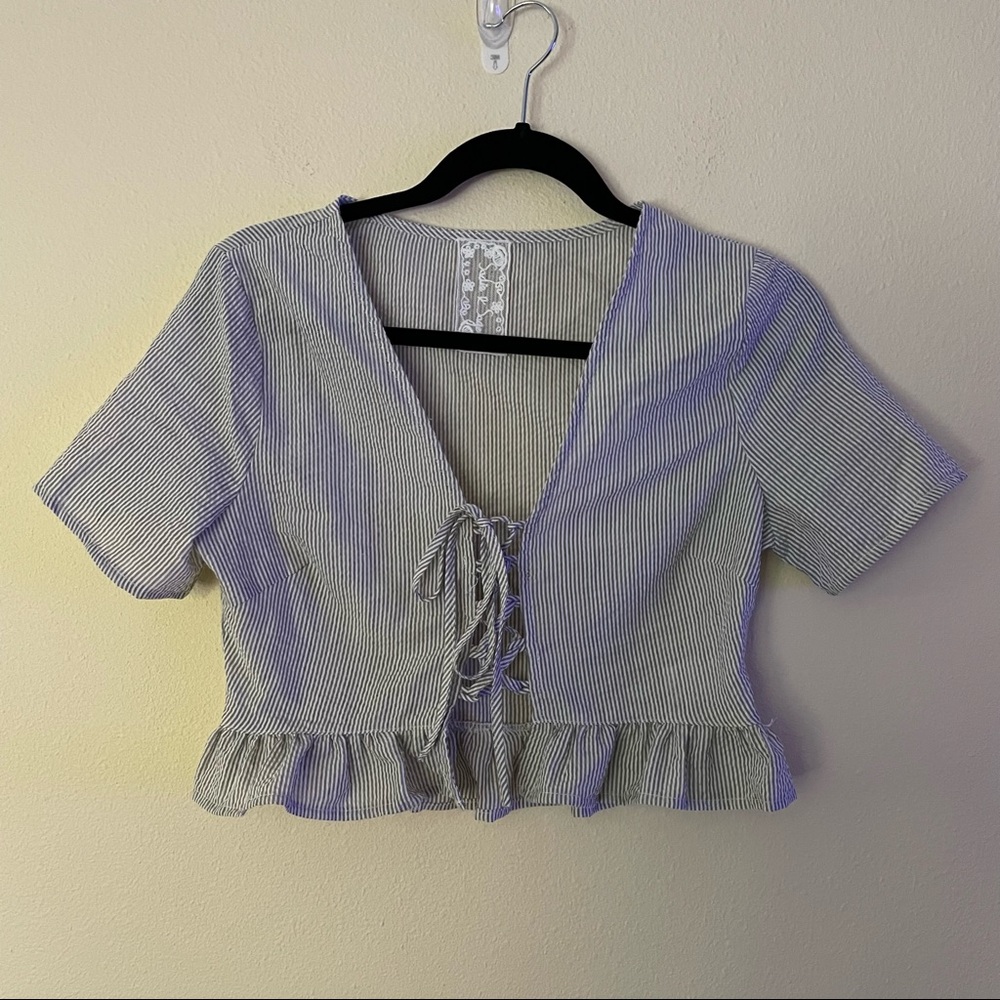 Sadie and Sage Striped Crop Top Small
